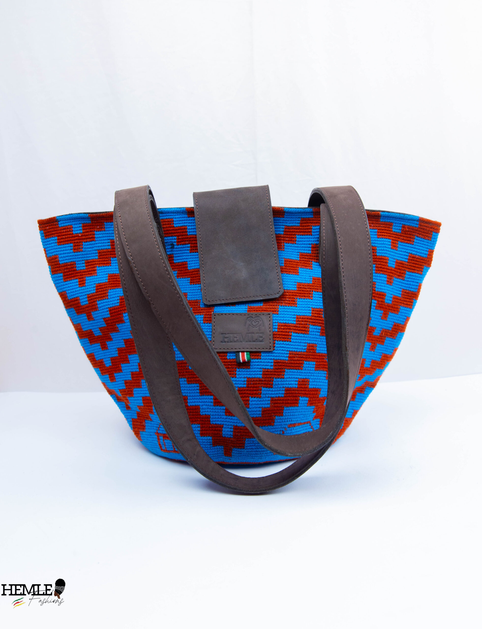woven kiondo tote with leather straps woven kiondo tote with leather straps