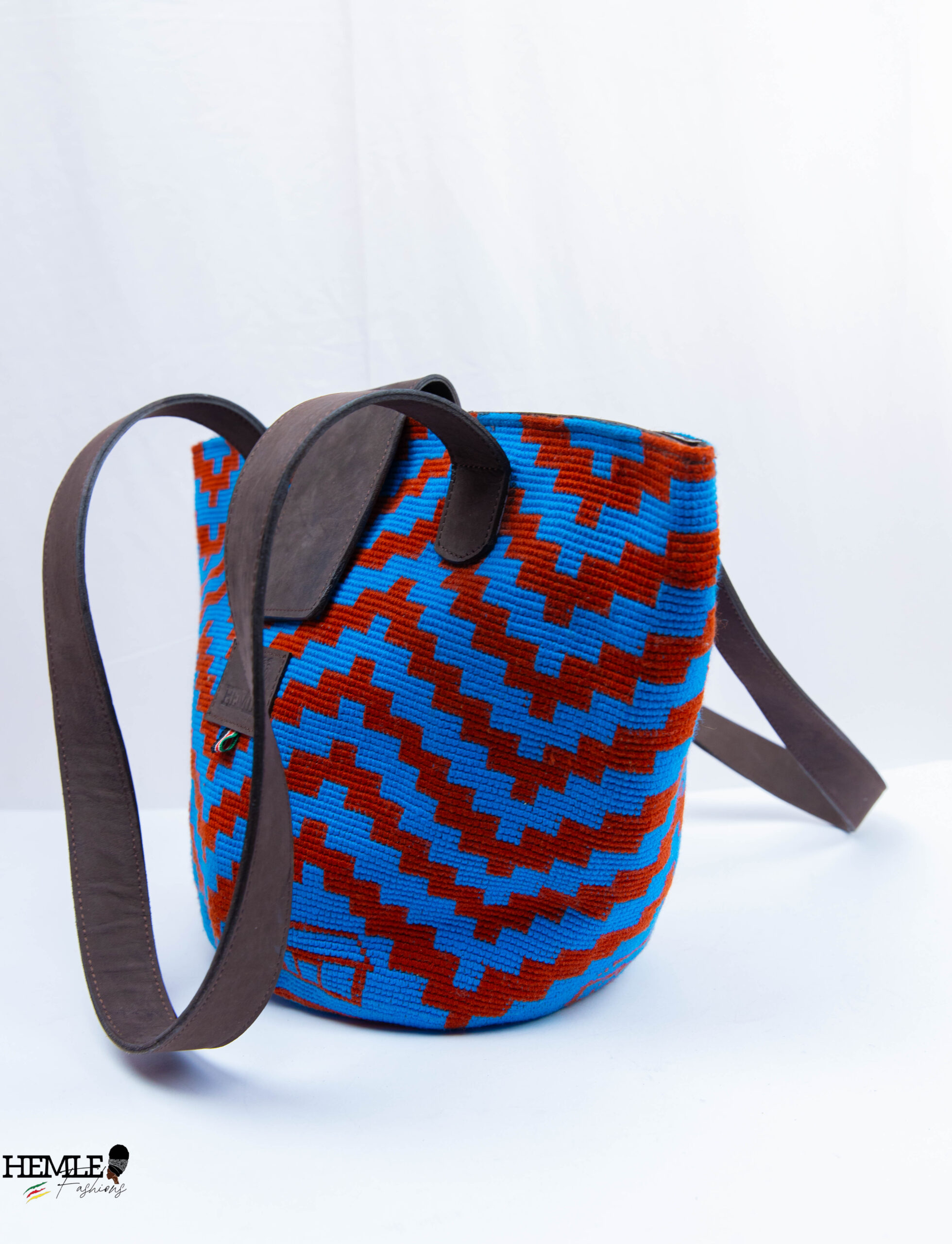 woven kiondo tote with leather straps woven kiondo tote with leather straps